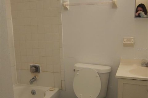 Apartamento en alquiler en Gainesville, Florida, 2 dormitorios, 85.01 m2 № 1879995 - foto 15