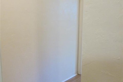 Apartamento en alquiler en Gainesville, Florida, 2 dormitorios, 85.01 m2 № 1879995 - foto 14