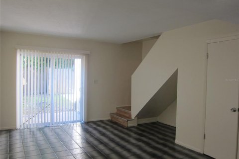 Apartamento en alquiler en Gainesville, Florida, 2 dormitorios, 85.01 m2 № 1879995 - foto 28