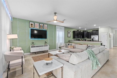 Купить виллу или дом в Дэвенпорт, Флорида 11 комнат, 363.15м2, № 2299108 - фото 28