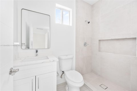 Villa ou maison à louer à Miami, Floride: 4 chambres, 248.05 m2 № 1839484 - photo 20