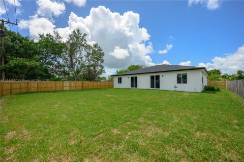 Villa ou maison à louer à Miami, Floride: 4 chambres, 248.05 m2 № 1839484 - photo 2