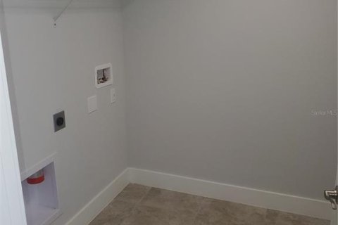 House in Palm Coast, Florida 3 bedrooms, 190.82 sq.m. № 1858247 - photo 19