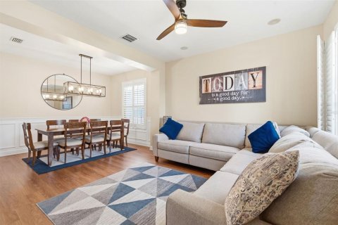 House in Trinity, Florida 4 bedrooms, 231.51 sq.m. № 2151664 - photo 6