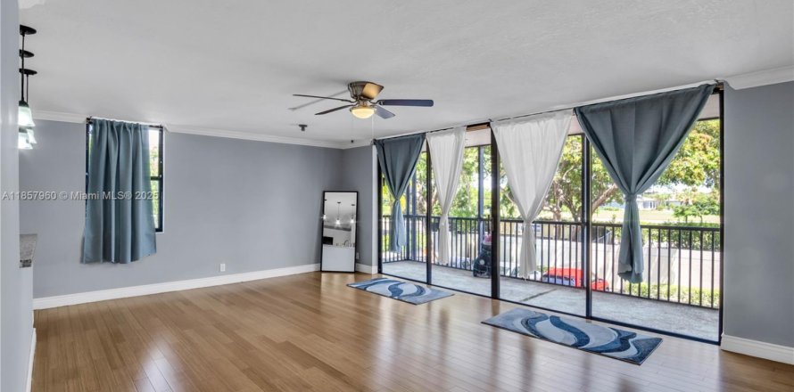 Condo à Oakland Park, Floride, 2 chambres  № 1891126