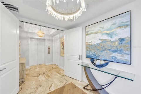 Copropriété à vendre à Naples, Floride: 3 chambres, 326.46 m2 № 2094392 - photo 2