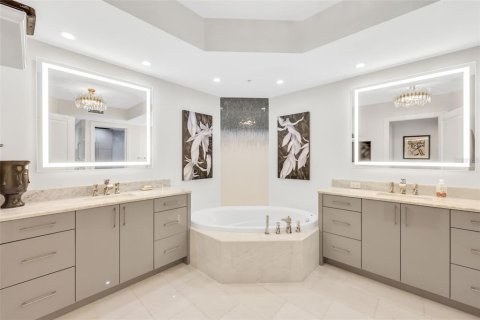 Copropriété à vendre à Naples, Floride: 3 chambres, 326.46 m2 № 2094392 - photo 26