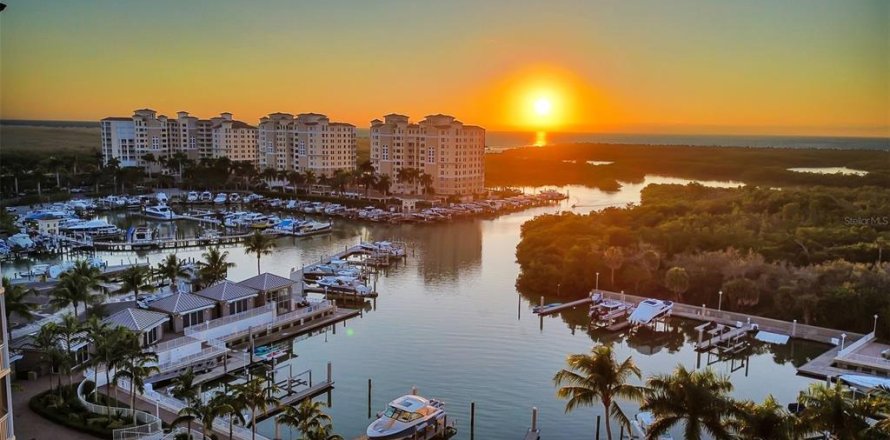 Condo à Naples, Floride, 3 chambres № 2094392