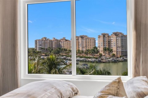 Copropriété à vendre à Naples, Floride: 3 chambres, 326.46 m2 № 2094392 - photo 23