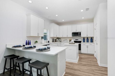 Villa ou maison à vendre à Seffner, Floride: 4 chambres, 199.83 m2 № 907186 - photo 10