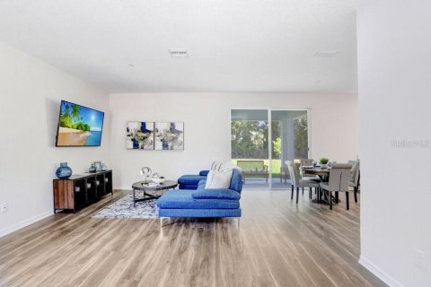 Villa ou maison à vendre à Seffner, Floride: 4 chambres, 199.83 m2 № 907186 - photo 8