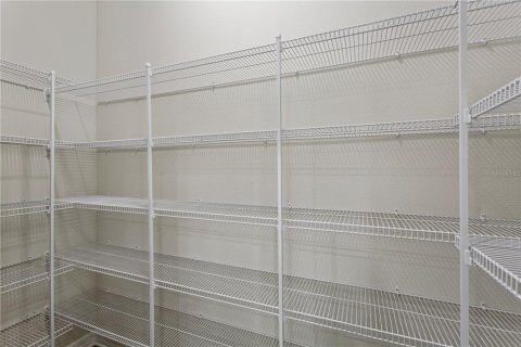 Villa ou maison à vendre à Seffner, Floride: 4 chambres, 199.83 m2 № 907186 - photo 13