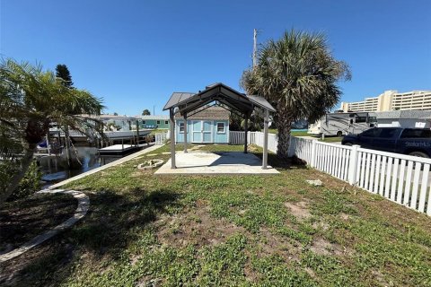 House in Hudson, Florida 2 bedrooms, 205.59 sq.m. № 2410523 - photo 19