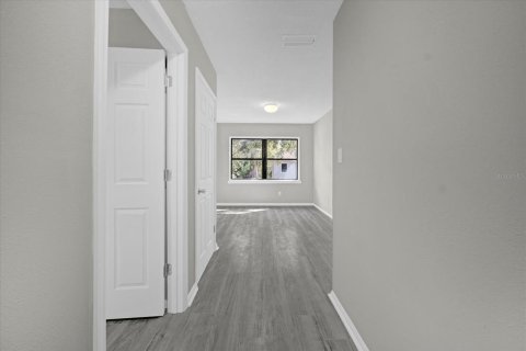 House in Orlando, Florida 4 bedrooms, 176.14 sq.m. № 1509978 - photo 17