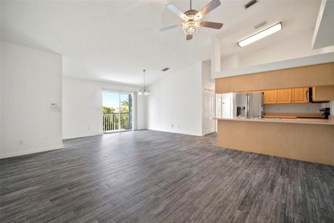 Copropriété à vendre à Apollo Beach, Floride: 2 chambres, 111.3 m2 № 2239025 - photo 15