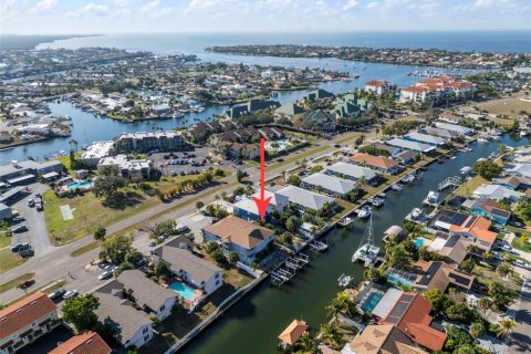 Condo in Apollo Beach, Florida, 2 bedrooms  № 2239025