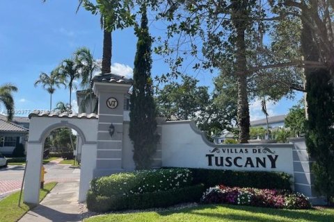 Adosado en Sunrise, Florida 3 dormitorios, 119.38 m2 № 2052179