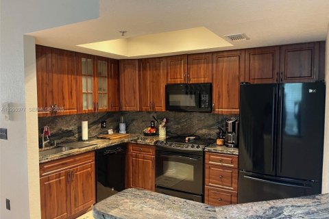 Adosado en alquiler en Sunrise, Florida, 3 dormitorios, 119.38 m2 № 2052179 - foto 10