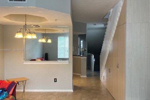 Adosado en alquiler en Sunrise, Florida, 3 dormitorios, 119.38 m2 № 2052179 - foto 13