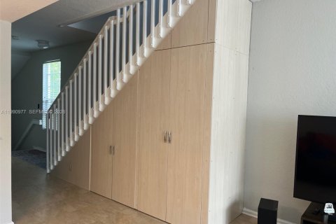 Adosado en alquiler en Sunrise, Florida, 3 dormitorios, 119.38 m2 № 2052179 - foto 14