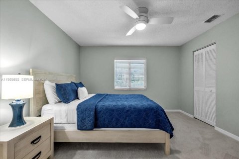 Купить кондоминиум в Нейплс, Флорида 3 спальни, 119.01м2, № 2020073 - фото 18