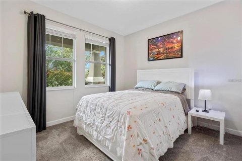 House in Orlando, Florida 5 bedrooms, 312.06 sq.m. № 2218809 - photo 27