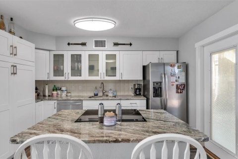 Villa ou maison à vendre à Lakeland, Floride: 4 chambres, 208.84 m2 № 2129312 - photo 6
