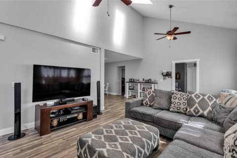 Villa ou maison à vendre à Lakeland, Floride: 4 chambres, 208.84 m2 № 2129312 - photo 14