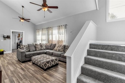 Villa ou maison à vendre à Lakeland, Floride: 4 chambres, 208.84 m2 № 2129312 - photo 15
