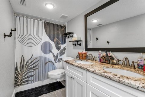 Villa ou maison à vendre à Lakeland, Floride: 4 chambres, 208.84 m2 № 2129312 - photo 23
