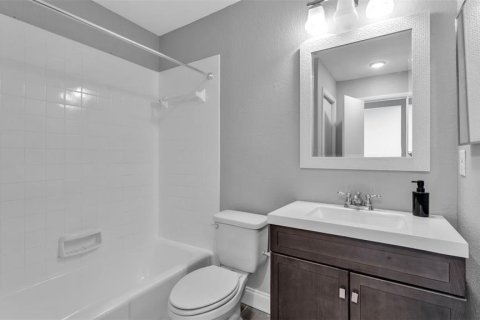 Villa ou maison à vendre à Lakeland, Floride: 4 chambres, 208.84 m2 № 2129312 - photo 30