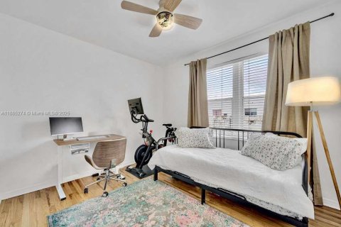 Copropriété à vendre à Miami Beach, Floride: 2 chambres, 82.68 m2 № 1943576 - photo 7