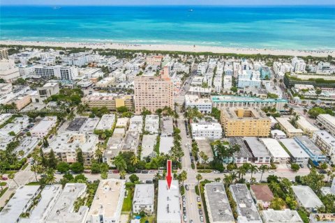 Copropriété à vendre à Miami Beach, Floride: 2 chambres, 82.68 m2 № 1943576 - photo 14