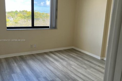 Copropriété à louer à Hollywood, Floride: 2 chambres, 102.19 m2 № 2010033 - photo 23