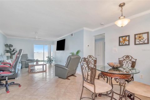 Condo in Dunedin, Florida, 2 bedrooms № 2166888 - photo 21
