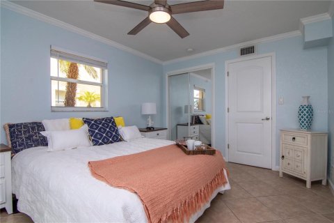 Condo in Dunedin, Florida, 2 bedrooms № 2166888 - photo 27