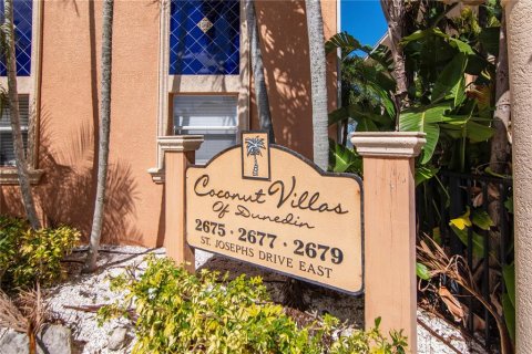 Condo in Dunedin, Florida, 2 bedrooms № 2166888 - photo 3