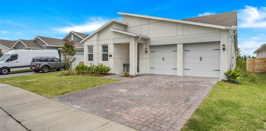 Villa ou maison à Orlando, Floride 4 chambres, 194.35 m2 № 2167794