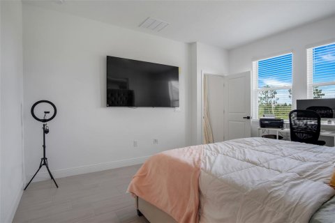 Villa ou maison à louer à Orlando, Floride: 4 chambres, 194.35 m2 № 2167794 - photo 8