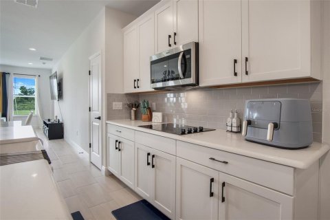 Villa ou maison à louer à Orlando, Floride: 4 chambres, 194.35 m2 № 2167794 - photo 18