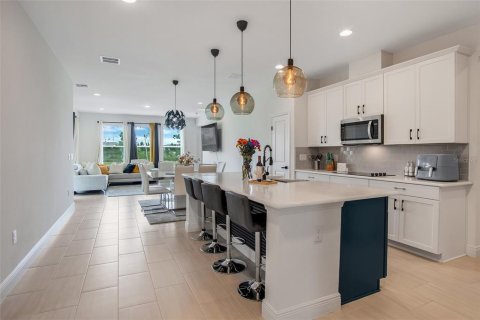 Villa ou maison à louer à Orlando, Floride: 4 chambres, 194.35 m2 № 2167794 - photo 25