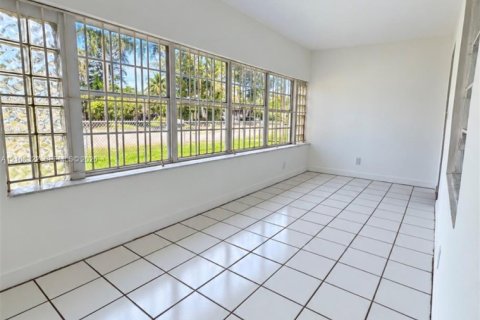 Casa en venta en Homestead, Florida, 3 dormitorios, 139.45 m2 № 2422168 - foto 8
