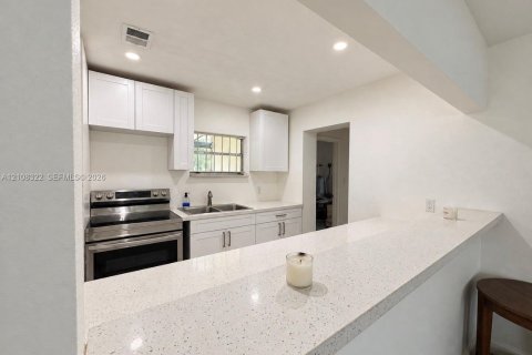 Casa en venta en Homestead, Florida, 3 dormitorios, 139.45 m2 № 2422168 - foto 14