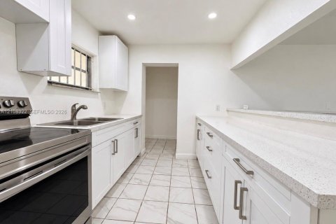 Casa en venta en Homestead, Florida, 3 dormitorios, 139.45 m2 № 2422168 - foto 16