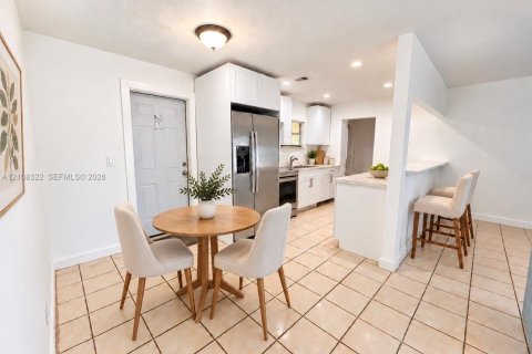 Casa en venta en Homestead, Florida, 3 dormitorios, 139.45 m2 № 2422168 - foto 13