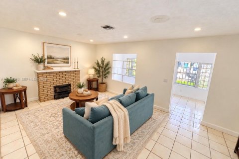 Casa en venta en Homestead, Florida, 3 dormitorios, 139.45 m2 № 2422168 - foto 11
