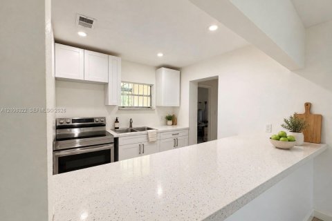 Casa en venta en Homestead, Florida, 3 dormitorios, 139.45 m2 № 2422168 - foto 15