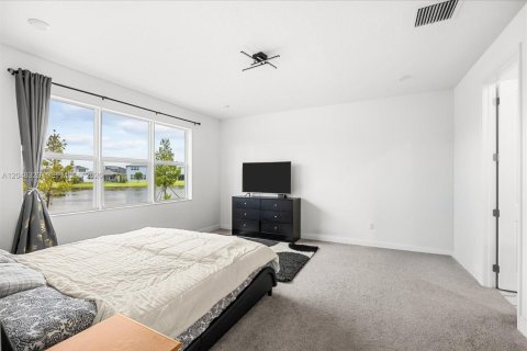 Casa en venta en Port St. Lucie, Florida, 3 dormitorios, 185.62 m2 № 2176458 - foto 19