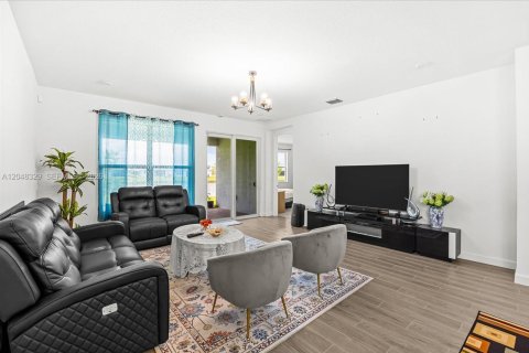 Casa en venta en Port St. Lucie, Florida, 3 dormitorios, 185.62 m2 № 2176458 - foto 9