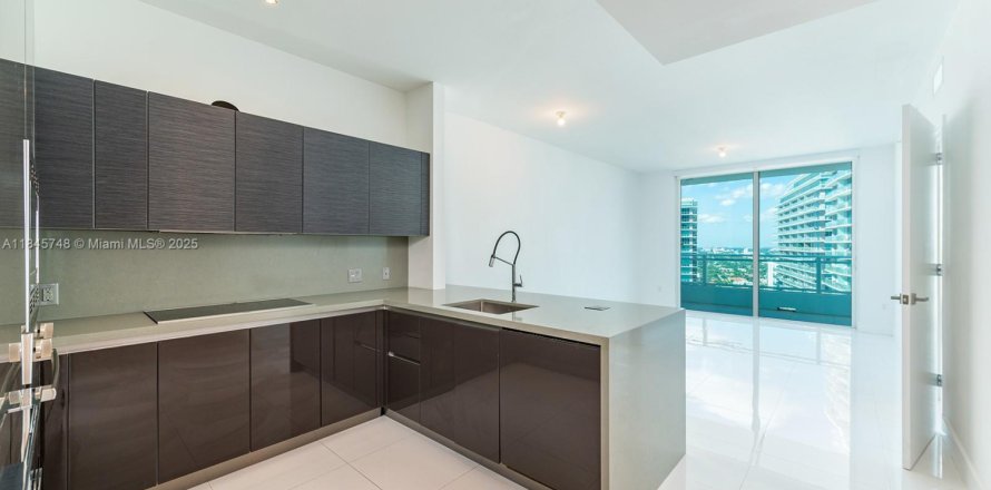 Condo à Miami, Floride, 1 chambre № 1849225
